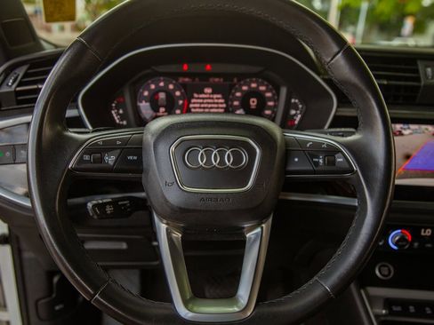 Used 2024 Audi Q3 2.0T Premium image 16