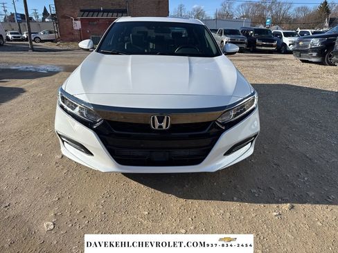 Used 2018 Honda Accord Sport image 8