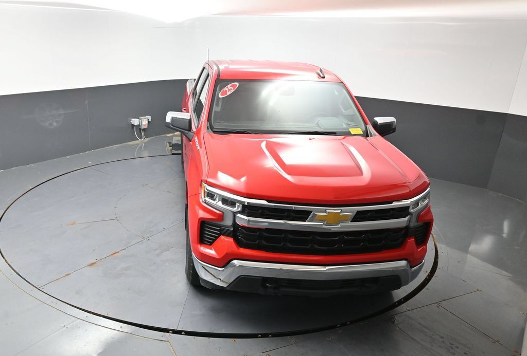 Used 2025 Chevrolet Silverado 1500 LT w/ Work Truck Package AWD/4WD image 44