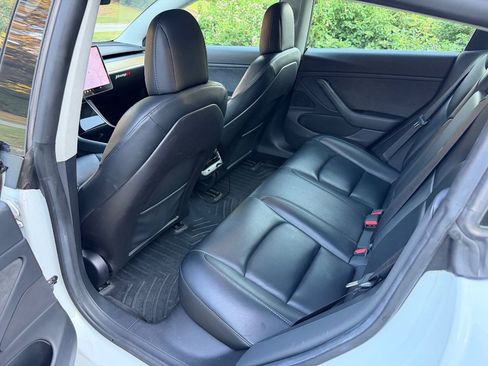 Used 2019 Tesla Model 3 Long Range AWD/4WD image 17
