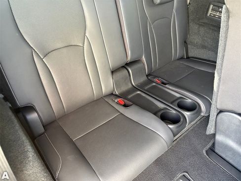 Used 2018 Lexus RX 350L FWD image 13