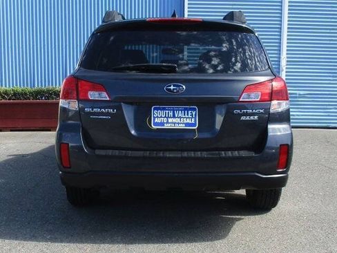 Used 2011 Subaru Outback 2.5i Limited AWD/4WD image 7