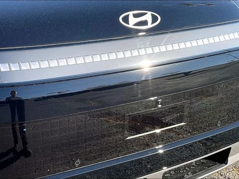 New 2026 Hyundai Ioniq 9 SEL image 32