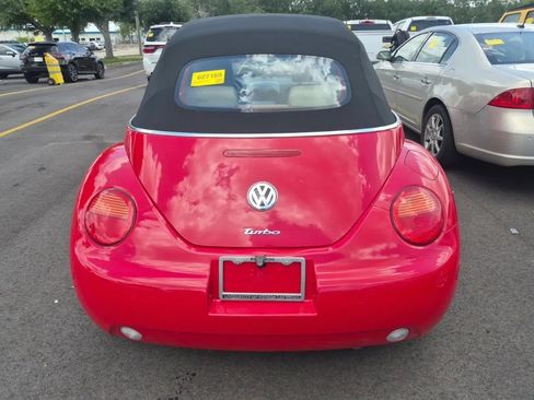 Used 2005 Volkswagen Beetle GLS FWD image 4