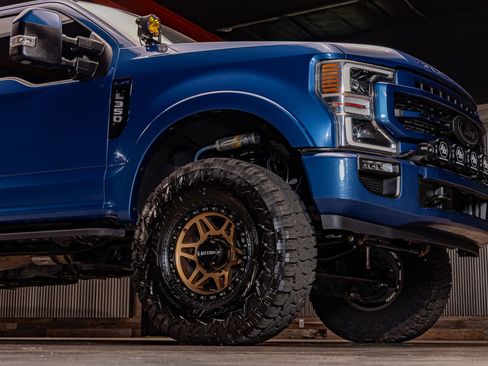 Used 2022 Ford F350 Lariat w/ Tremor Off-Road Package image 14