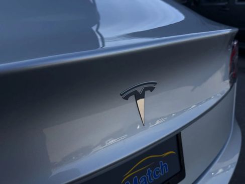 Used 2018 Tesla Model 3 Long Range image 35