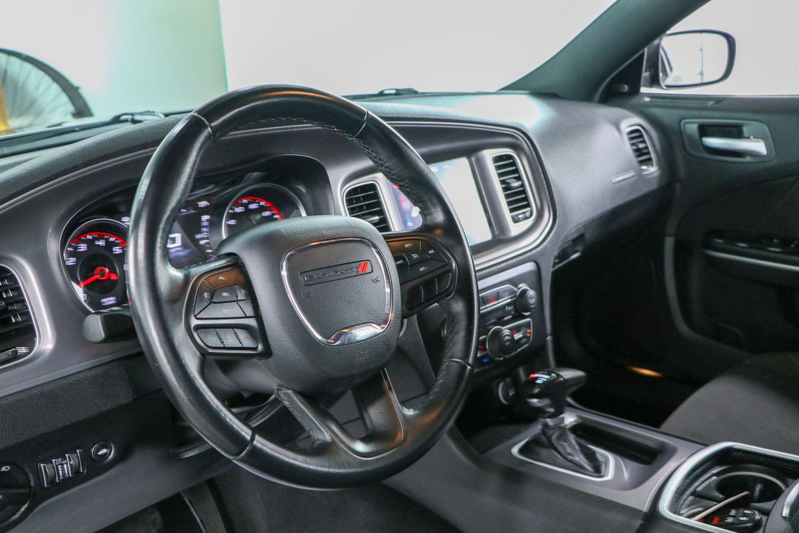 Used 2023 Dodge Charger SXT RWD image 23