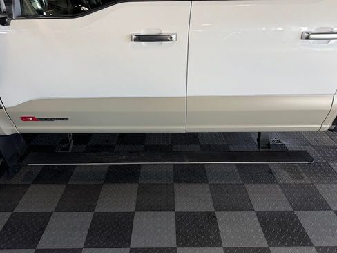 Used 2025 Ford F350 Platinum w/ Platinum Plus Package AWD/4WD image 29