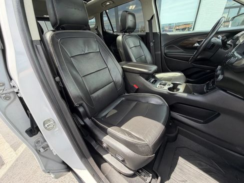 Used 2021 GMC Terrain Denali w/ Denali Premium Package AWD/4WD image 12