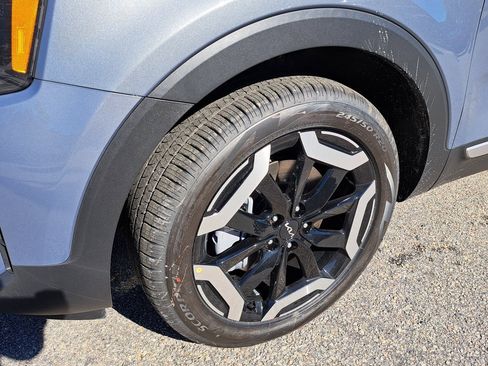 New 2025 Kia Telluride S image 16