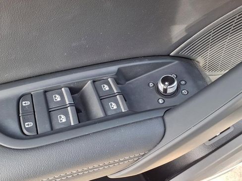 Used 2023 Audi Q5 2.0T Premium Plus w/ Premium Plus Package image 8