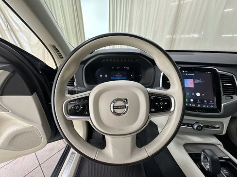 Used 2025 Volvo XC90 T8 Plus w/ Protection Package Premier AWD/4WD image 27