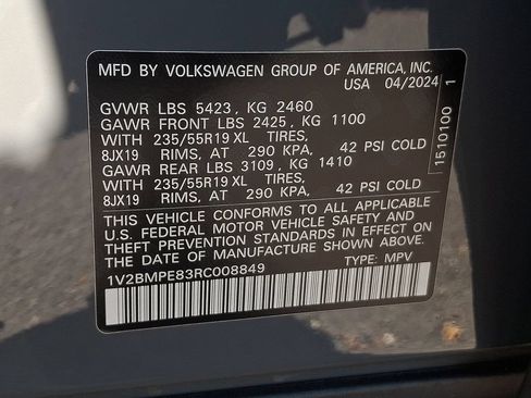 Certified 2024 Volkswagen ID.4 2WD image 26