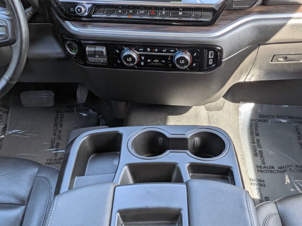 Used 2025 GMC Sierra 1500 SLT AWD/4WD image 16