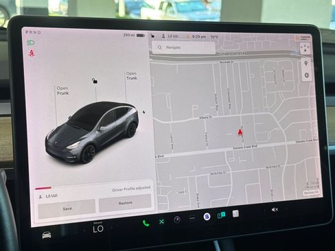 Used 2020 Tesla Model Y Long Range AWD/4WD image 17