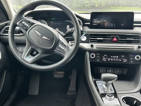 Used 2025 Genesis G70 2.5T AWD/4WD image 21