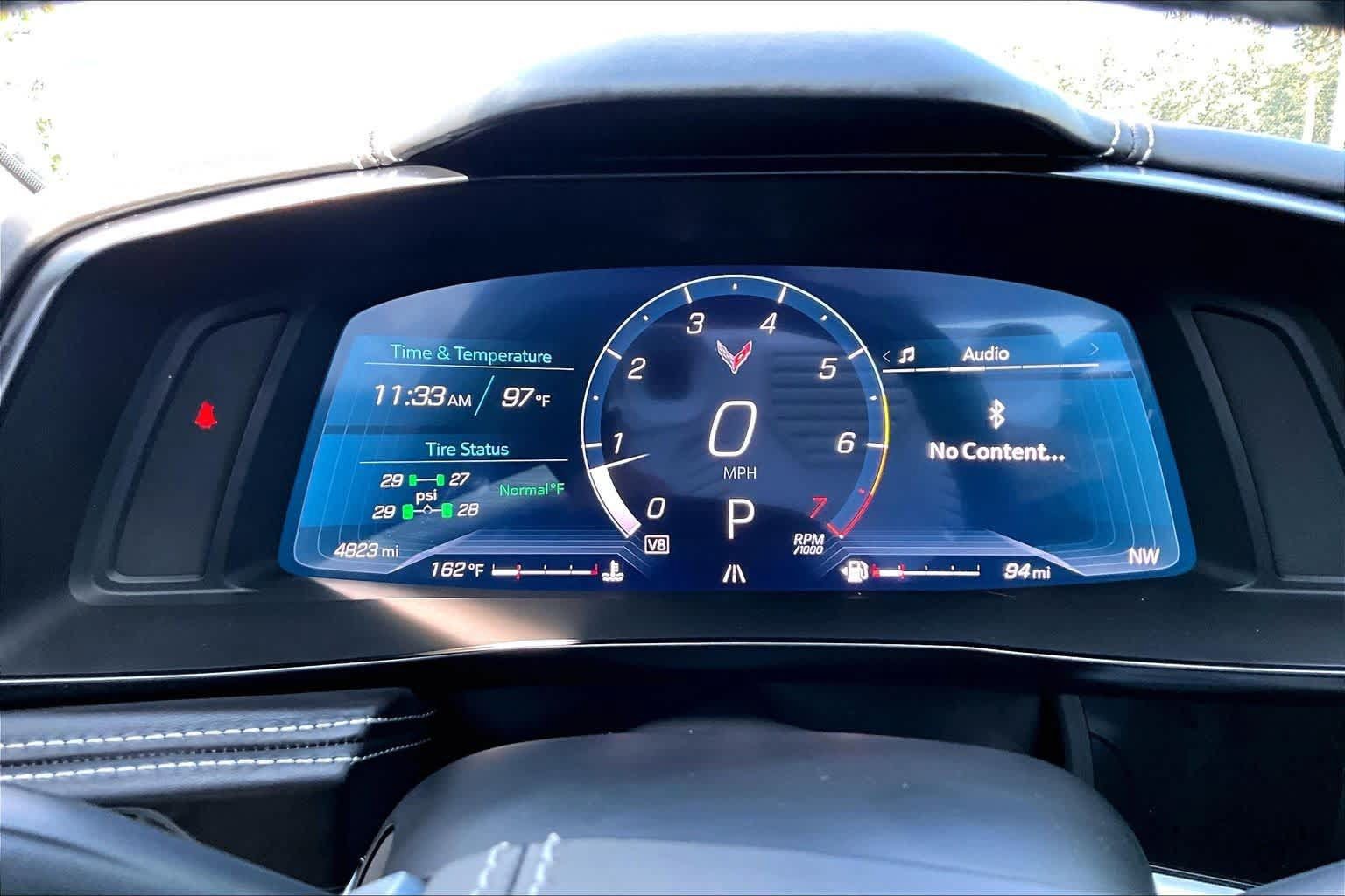 Used 2024 Chevrolet Corvette Stingray Premium Cpe w/ Z51 Performance Package RWD image 21