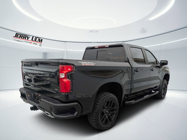 Used 2024 Chevrolet Silverado 1500 LT Trail Boss w/ Convenience Package II AWD/4WD image 3