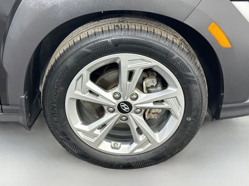 Used 2022 Hyundai Kona SEL FWD image 41