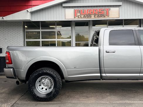 Used 2019 RAM 3500 Laramie AWD/4WD image 11