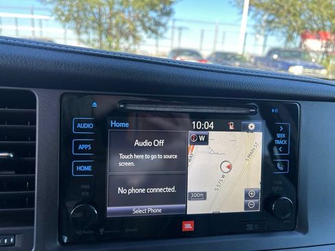 Used 2017 Toyota Sienna Limited Premium AWD/4WD image 24