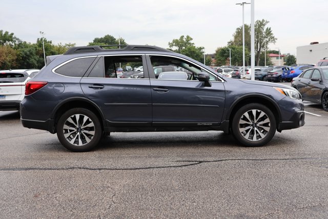 Used 2015 Subaru Outback 3.6R Limited AWD/4WD image 4