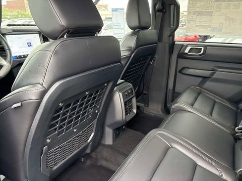 New 2026 Ford Bronco Badlands image 16