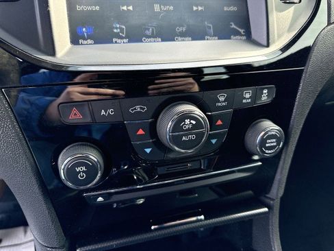 Used 2012 Chrysler 300 S w/ Luxury Group image 17
