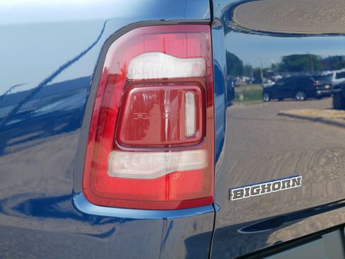 Used 2022 RAM 1500 Big Horn AWD/4WD image 17