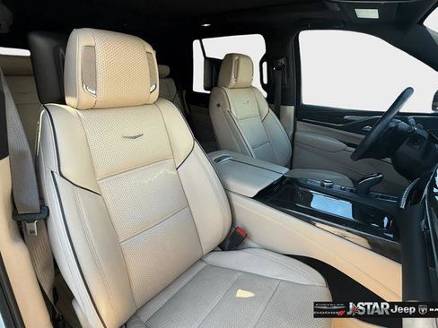 Used 2024 Cadillac Escalade Premium Luxury w/ LPO, Floor Liner Package AWD/4WD image 11