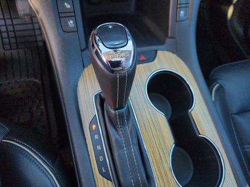 Used 2018 GMC Acadia Denali w/ Technology Package image 21