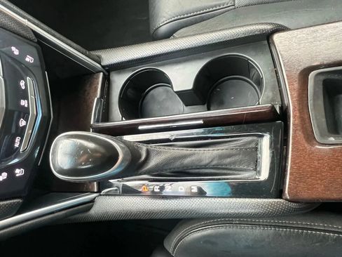 Used 2019 Cadillac XTS Luxury image 18