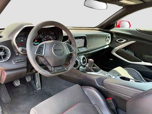 Used 2018 Chevrolet Camaro ZL1 RWD image 9
