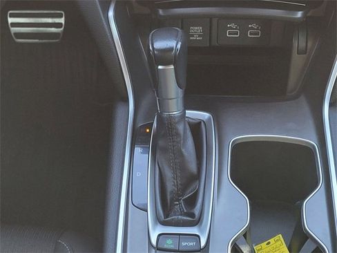 Used 2022 Honda Accord Sport image 16