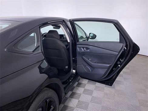 New 2025 Honda Accord SE image 32