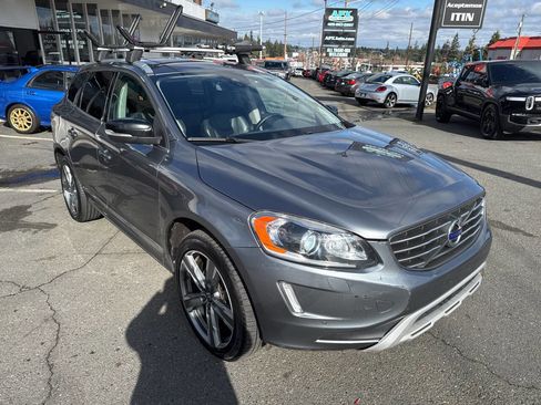 Used 2017 Volvo XC60 T5 Dynamic w/ Preferred Option Package image 10