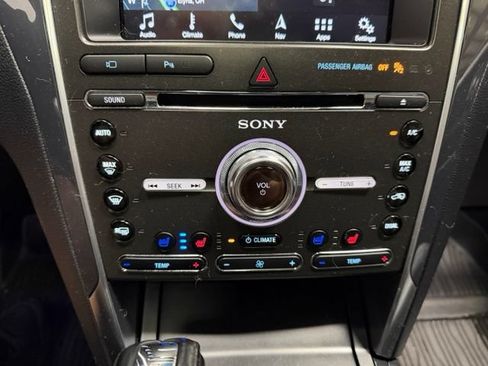 Used 2018 Ford Explorer Sport w/ Equipment Group 401A AWD/4WD image 40