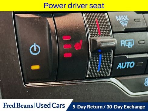 Certified 2018 Ford Explorer XLT w/ Equipment Group 202A image 25