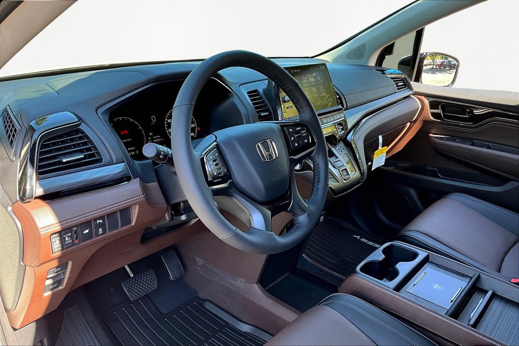 New 2027 Honda Odyssey Elite image 8