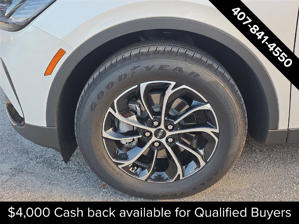 New 2026 Lincoln Nautilus Premier AWD/4WD image 8