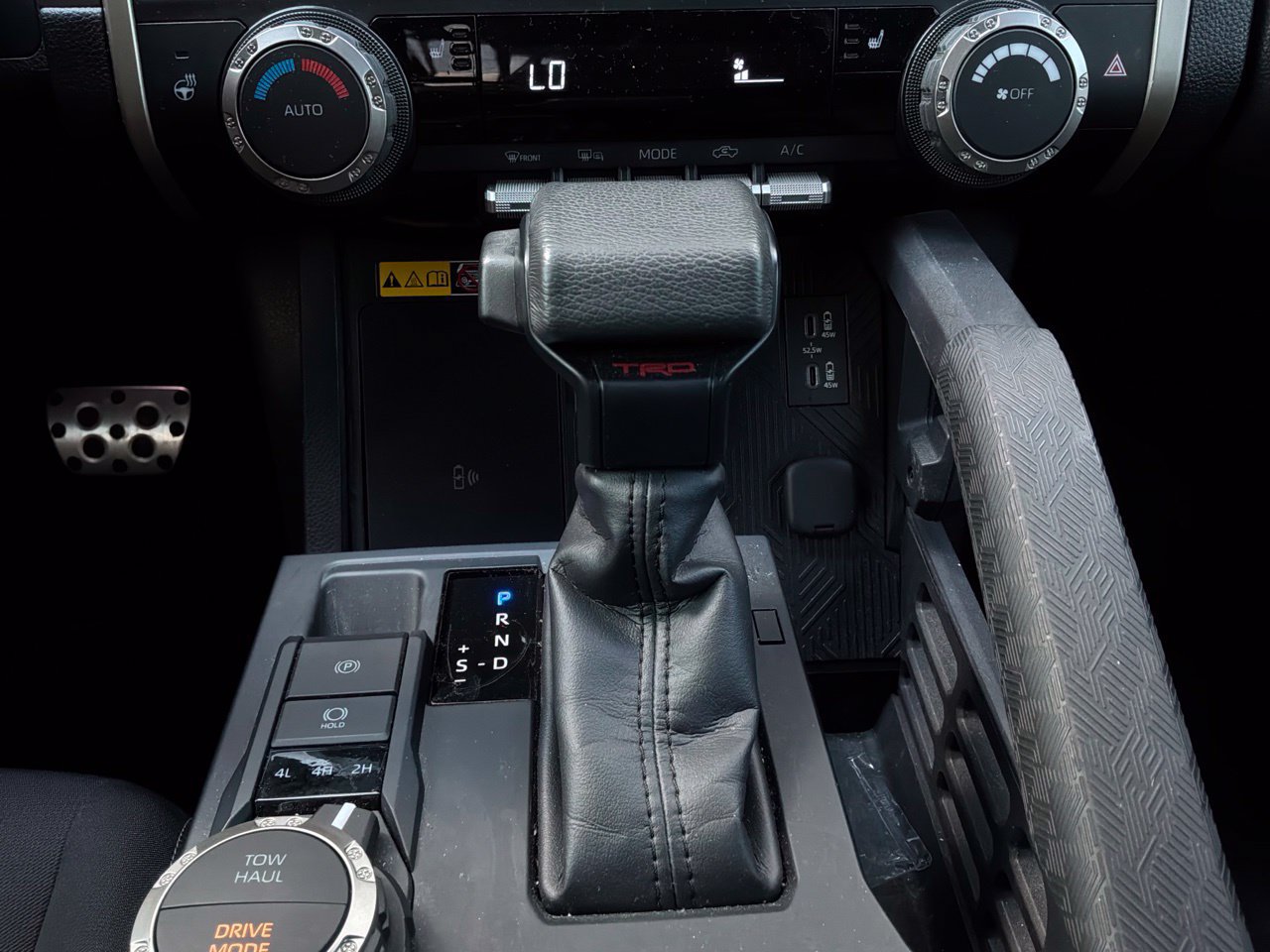 Used 2024 Toyota Tacoma TRD Sport w/ TRD Sport Upgrade Package AWD/4WD image 28