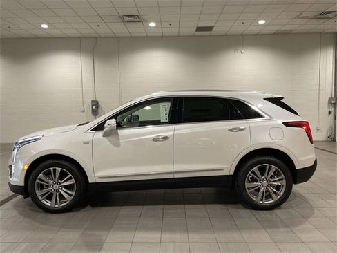 New 2026 Cadillac XT5 Premium Luxury w/ Driver Assist Package image 2