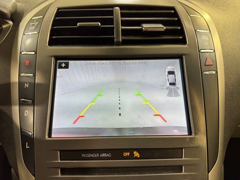 Used 2019 Lincoln MKZ Reserve w/ Reserve Plus Package FWD image 17