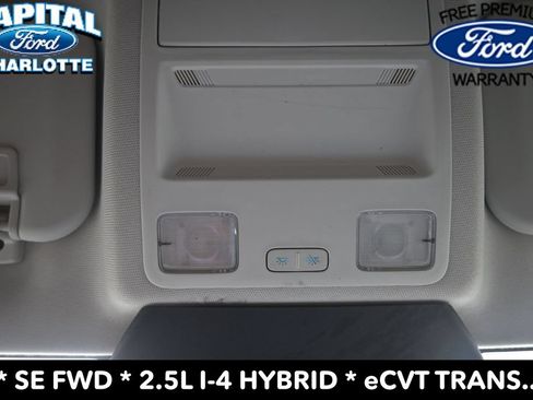 Used 2021 Ford Escape SE w/ SE Sport Appearance Package FWD image 18