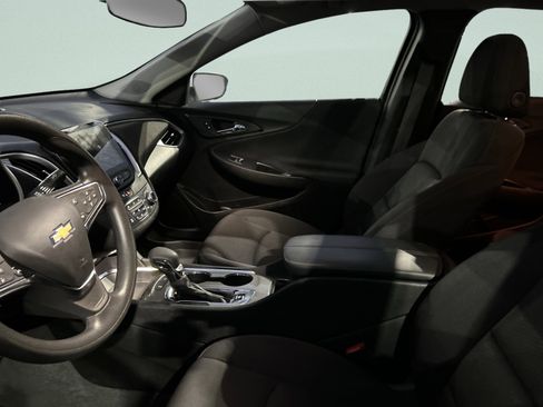 Used 2024 Chevrolet Malibu LT image 8