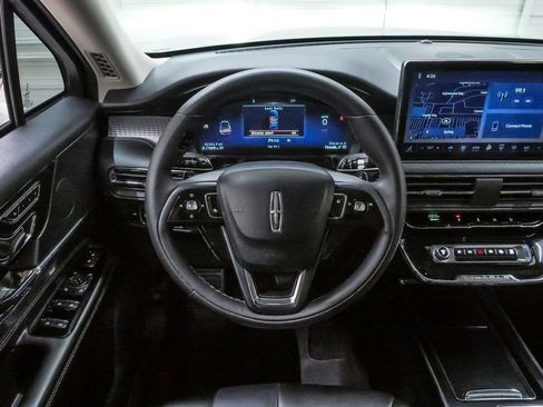 Used 2023 Lincoln Corsair FWD image 19