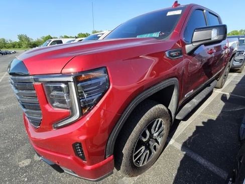Used 2025 GMC Sierra 1500 AT4 w/ AT4 Premium Package AWD/4WD image 7