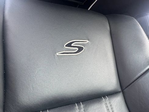 Used 2014 Chrysler 300 S w/ Light Group AWD/4WD image 13