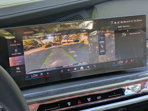 New 2026 BMW 750e xDrive w/ Executive Package image 14