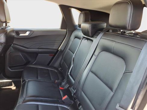 Used 2023 Ford Escape Platinum AWD/4WD image 31
